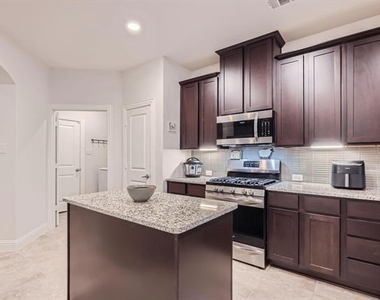 2828 Ainsworth Road - Photo Thumbnail 8