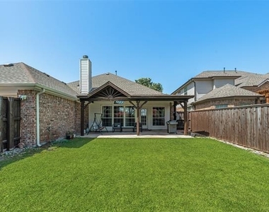 1706 Humbolt Drive - Photo Thumbnail 19