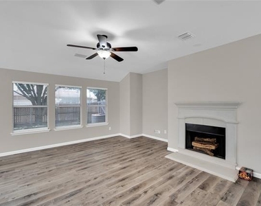 2135 Fair Weather Drive - Photo Thumbnail 4
