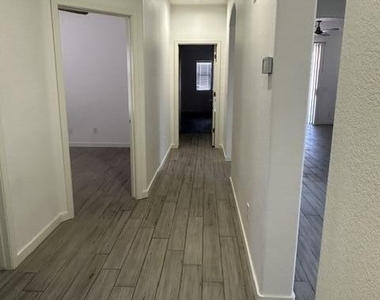 17216 E Salida Drive - Photo Thumbnail 8
