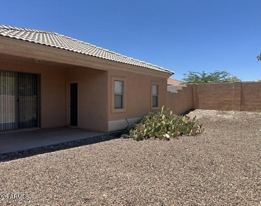 17216 E Salida Drive - Photo Thumbnail 36