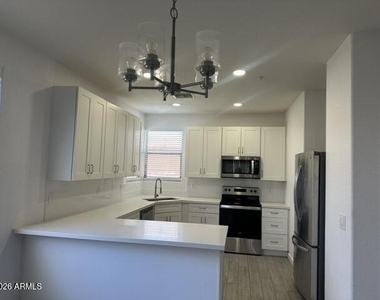 17216 E Salida Drive - Photo Thumbnail 11