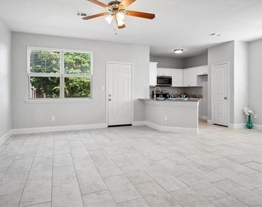 114 Wood Street - Photo Thumbnail 2