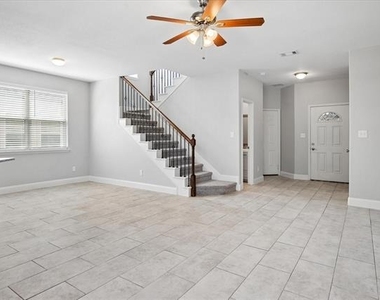 114 Wood Street - Photo Thumbnail 4
