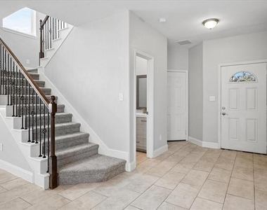 114 Wood Street - Photo Thumbnail 3