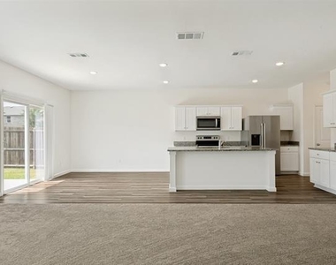 1702 Marquette Drive - Photo Thumbnail 1
