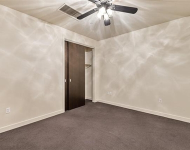 2600 W 7th Street - Photo Thumbnail 9