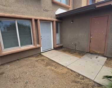 1447 N 53rd Drive - Photo Thumbnail 30