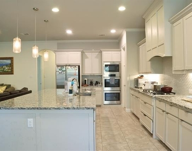 880 Saint Peter Lane - Photo Thumbnail 9