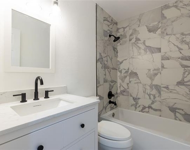 3934 6th Street - Photo Thumbnail 8