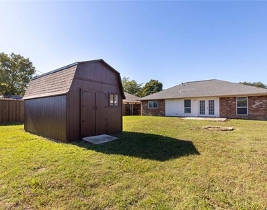 3934 6th Street - Photo Thumbnail 10