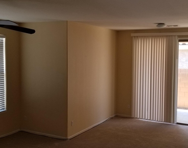 2202 N 135th Drive - Photo Thumbnail 2