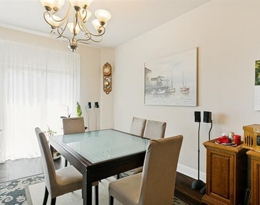 2622 Jackson Drive - Photo Thumbnail 3