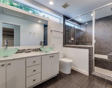 4214 Swiss Avenue - Photo Thumbnail 20