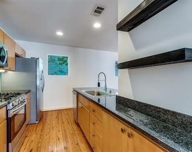 4214 Swiss Avenue - Photo Thumbnail 17