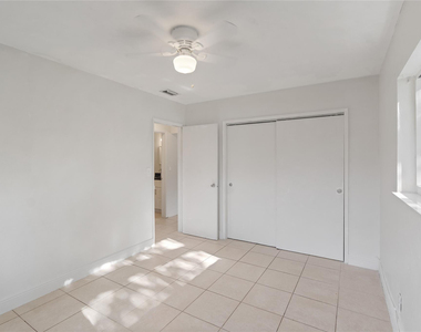 2001 Nw 14th Avenue - Photo Thumbnail 21