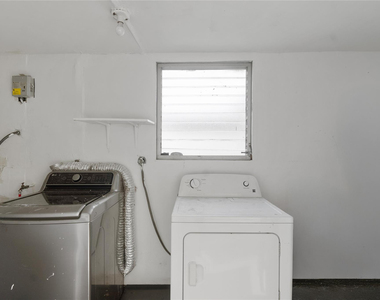 2001 Nw 14th Avenue - Photo Thumbnail 8