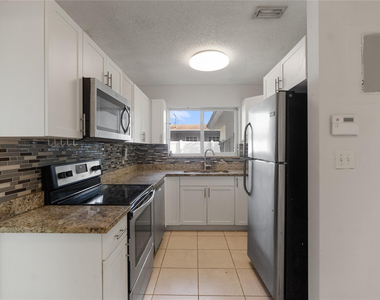 2001 Nw 14th Avenue - Photo Thumbnail 12