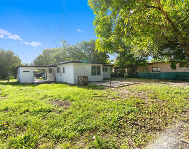 2001 Nw 14th Avenue - Photo Thumbnail 5