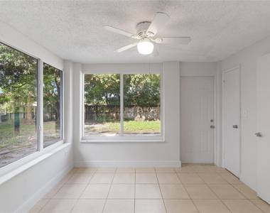 2001 Nw 14th Avenue - Photo Thumbnail 4