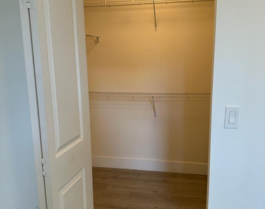 275 Murcia Drive - Photo Thumbnail 32