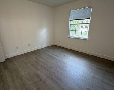 275 Murcia Drive - Photo Thumbnail 58