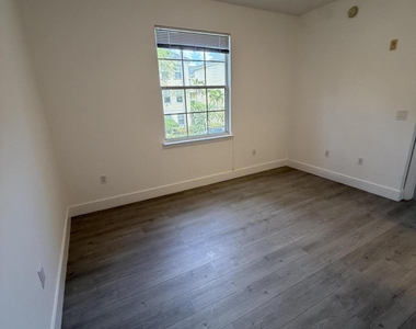 275 Murcia Drive - Photo Thumbnail 57