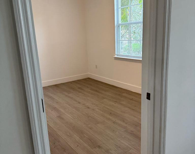 275 Murcia Drive - Photo Thumbnail 36