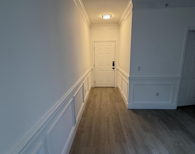 275 Murcia Drive - Photo Thumbnail 6