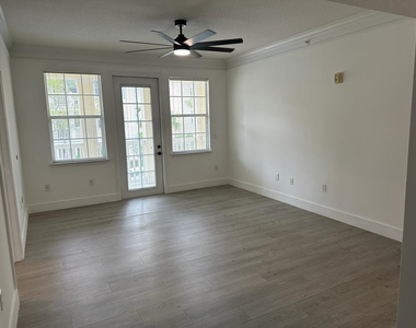 275 Murcia Drive - Photo Thumbnail 14