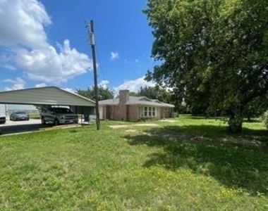 9517 Merritt Road - Photo Thumbnail 10