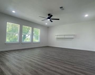 9517 Merritt Road - Photo Thumbnail 33