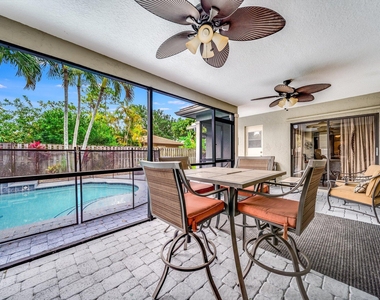 574 Juniper Place - Photo Thumbnail 41