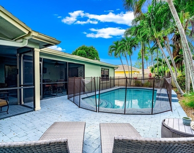 574 Juniper Place - Photo Thumbnail 44