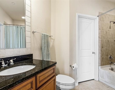 950 Henderson Street - Photo Thumbnail 12