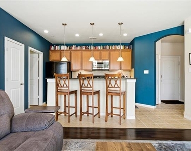 950 Henderson Street - Photo Thumbnail 5