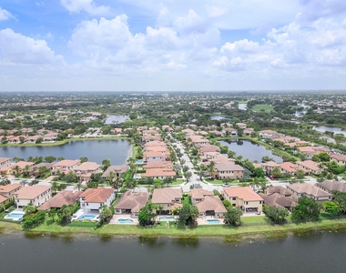 11525 Nw 81st Place - Photo Thumbnail 71
