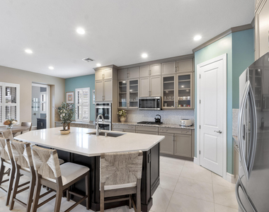 11525 Nw 81st Place - Photo Thumbnail 14