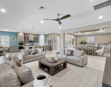 11525 Nw 81st Place - Photo Thumbnail 10