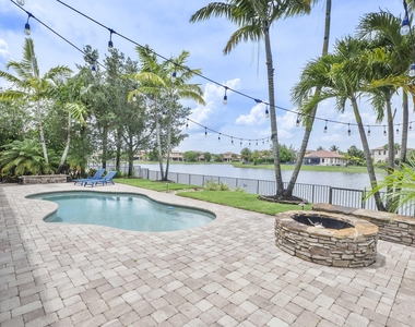 11525 Nw 81st Place - Photo Thumbnail 58