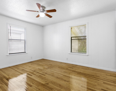 1464 W 32nd Street - Photo Thumbnail 10