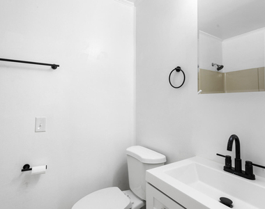 1464 W 32nd Street - Photo Thumbnail 9