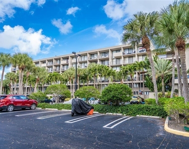 1830 Embassy Drive - Photo Thumbnail 25