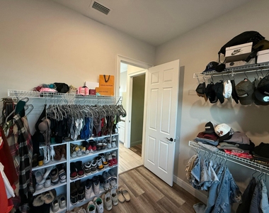 3533 Sky Valley Lane - Photo Thumbnail 29