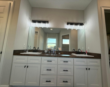 3533 Sky Valley Lane - Photo Thumbnail 24