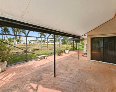 5421 Helene Circle - Photo Thumbnail 27