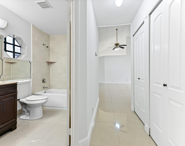 5421 Helene Circle - Photo Thumbnail 16