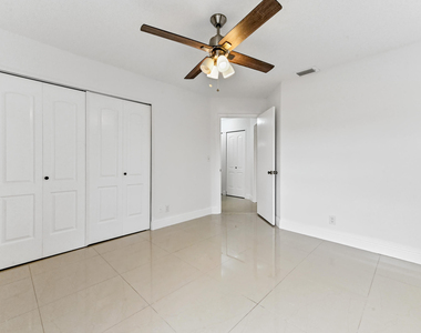 5421 Helene Circle - Photo Thumbnail 15