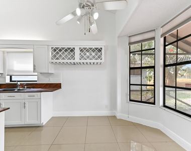 5421 Helene Circle - Photo Thumbnail 10