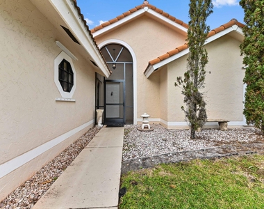 5421 Helene Circle - Photo Thumbnail 2